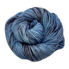 Load image into Gallery viewer, Delft 3