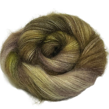 Load image into Gallery viewer, Grapevine