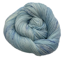 Load image into Gallery viewer, Delft 1